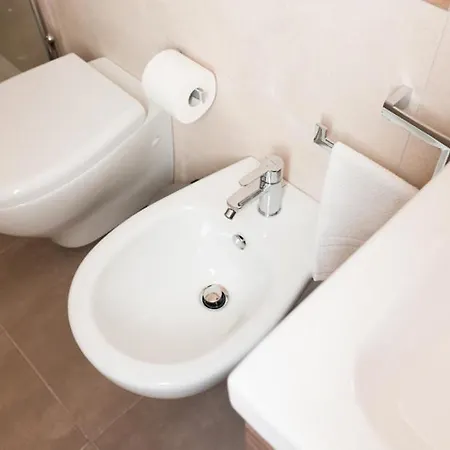 Bed & Breakfast La Torre Del Tempo 2*