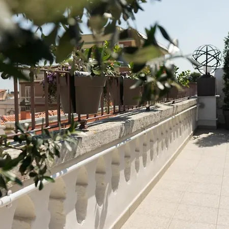 Bed & Breakfast La Torre Del Tempo 2*
